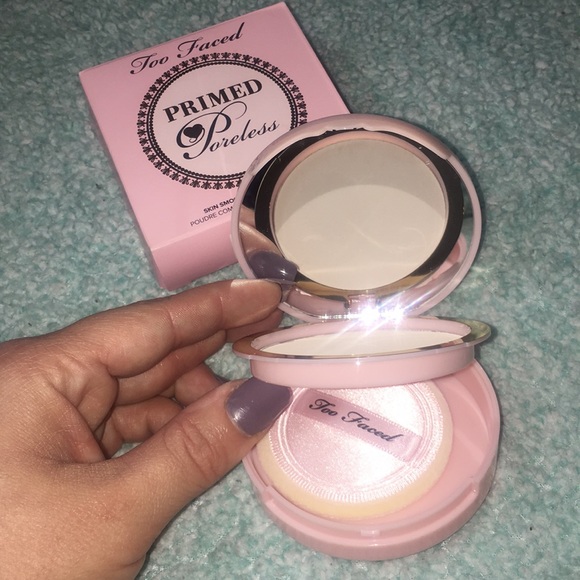 Too Faced | Primed Poreless Pressed Powder - Picture 8 of 8